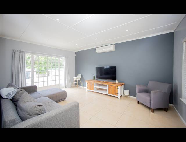 3 BEDROOM HOUSE FOR SALE IN BEACON BAY